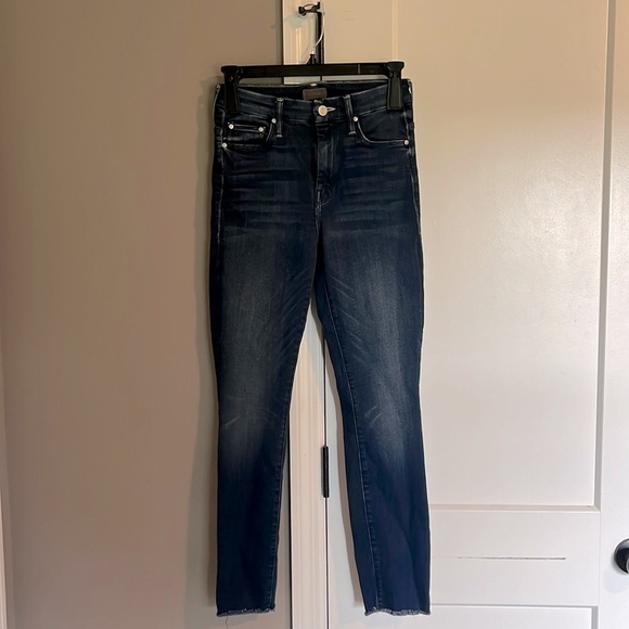 MOTHER Denim - Mother High Waisted Looker Fray Hem Skinny - Size 24